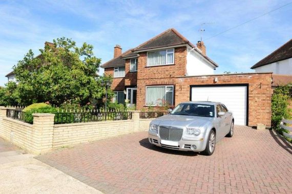 5&nbsp;Bedroom&nbsp;Detached